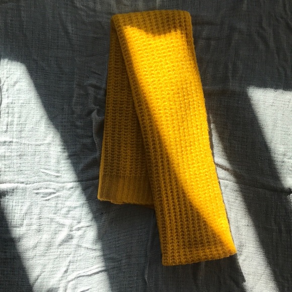 Lightweight Yellow Scarf - Picture 2 of 5